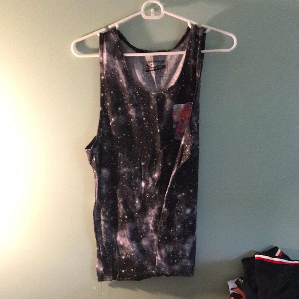 Men’s trippy tank top size medium